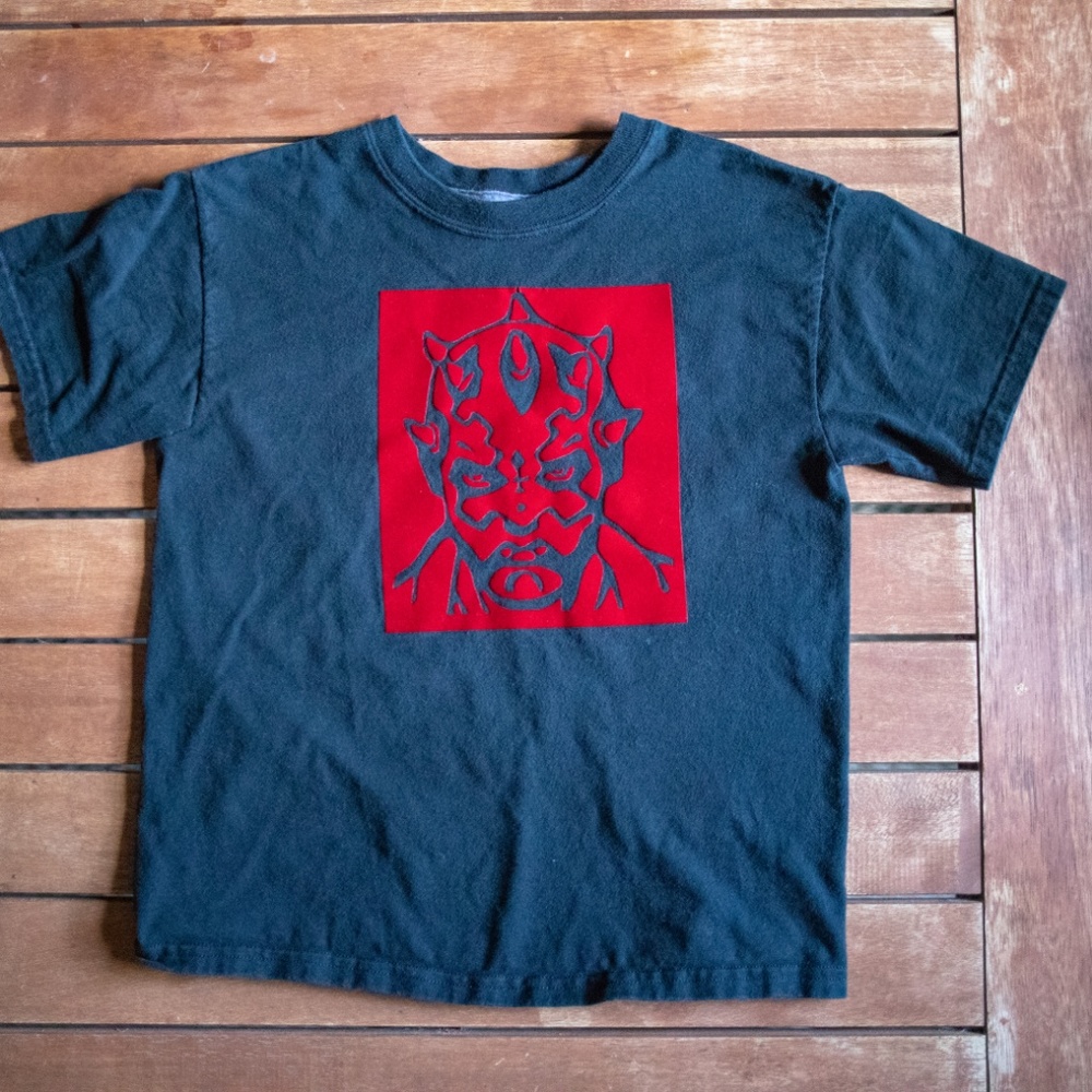 Darth Maul Star Wars T-shirt Boy's Small